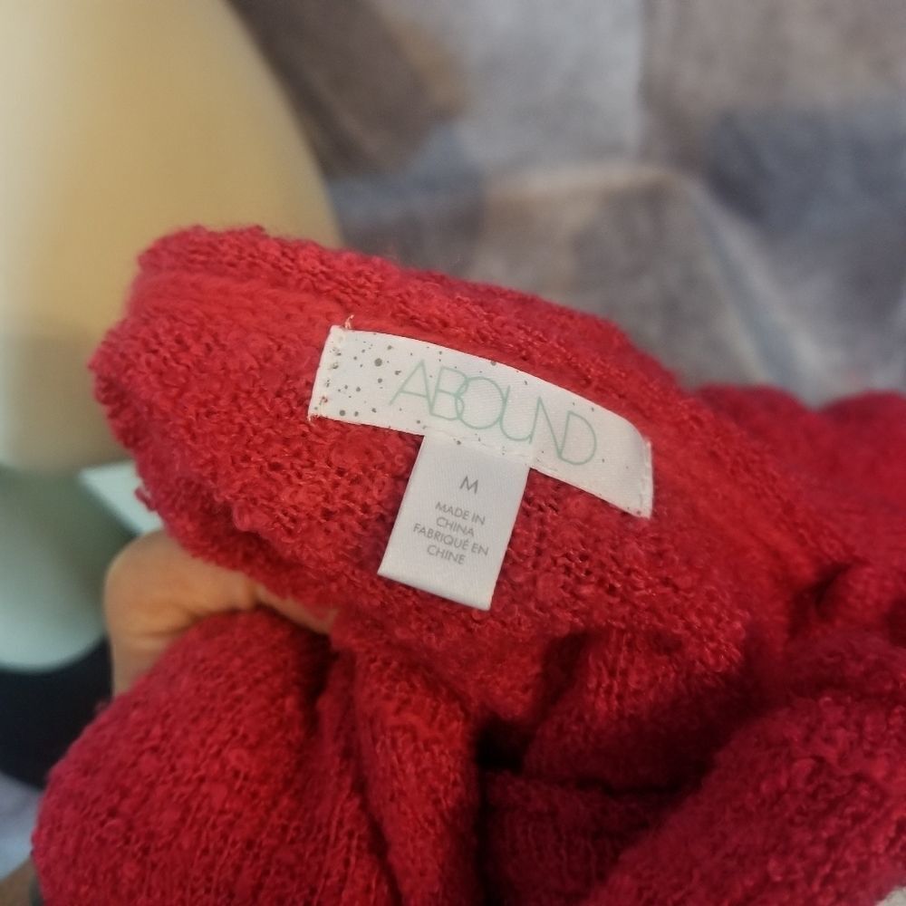 5/$25 Summer Sale!!! Abound Red V-Neck Sweater - Picture 6 of 6